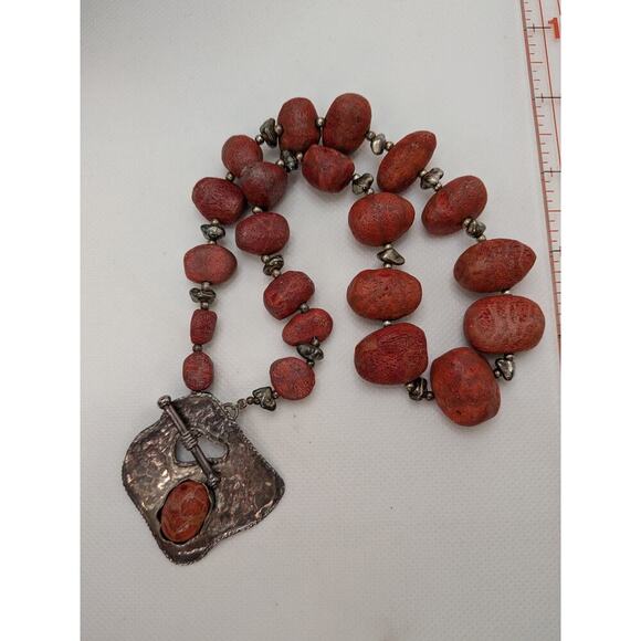 Silpada Red Sponge graduated Coral Necklace sterling Silver Toggle Clasp 17.5" - Picture 6 of 6